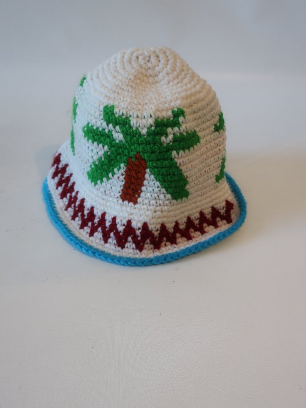 NWT Womens Romi Basha Palm White, Green, Blue Crochet Knit Bucket Hat